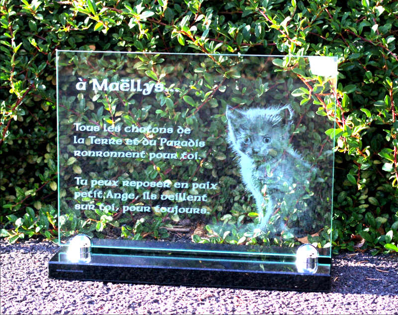 plaque funeraire